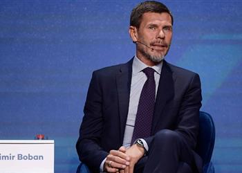 بوبان وفاء مودريتش منعه من الرحيل عن ريال مدريد والانضمام لميلان