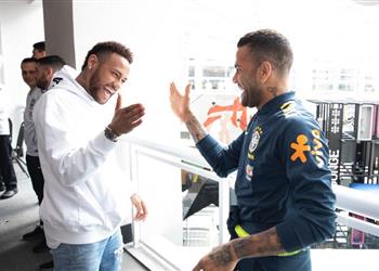 بعد 4 أشهر من رهانه على برج إيفل ألفيس كان محقا بشأن انتقال رحيل نيمار