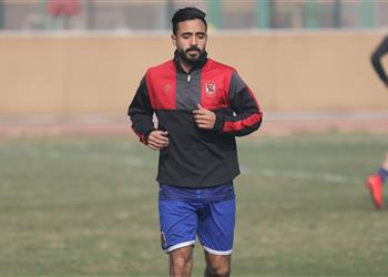 فايلر يطمئن على محمود وحيد قبل مران الأهلي