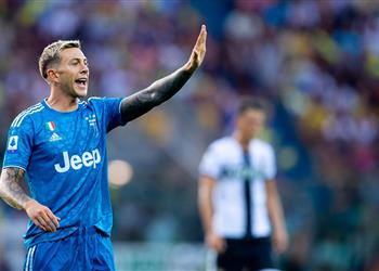 موندو ديبورتيفو تكشف كواليس فشل انتقال بيرنارديسكي لبرشلونة