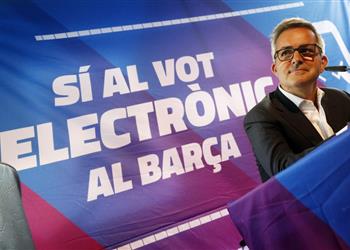 المرشح لرئاسة برشلونة إدارة النادي لا ت حيط ميسي باللاعبين الذين يحتاجهم