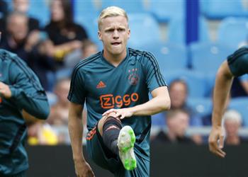 آس ريال مدريد سيعود لضم فان دي بيك في صيف 2020