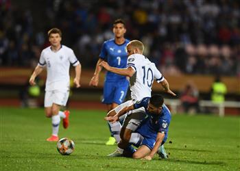 مانشيني يوضح مدى خطورة إصابة إيمرسون بالميري