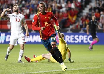 رودريجو مورينو بعد تألقه أمام جزر فارو مدربنا ساهم في منحنا الثقة