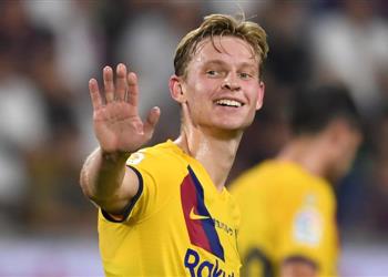 دي بور يتعجب من مركز دي يونج في برشلونة ويتساءل ماذا يريد منه فالفيردي