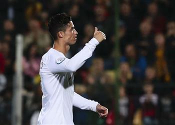 رونالدو يعلق على رباعيته في شباك ليتوانيا وإمكانية تتويجه بالكرة الذهبية