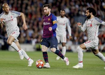 تقرير فرنسي باريس سان جيرمان يضع عينه على محمد صلاح وميسي صيف 2020