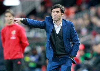 بعد إقالة مارسيلينيو فالنسيا يكشف عن مدربه الجديد قبل مواجهة برشلونة