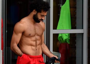 لوفرين يسخر من محمد صلاح عبر إنستجرام