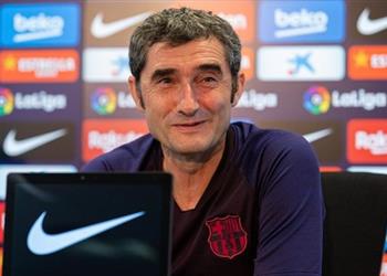 فالفيردي ي لمح لإمكانية غياب ميسي عن مباراة دورتموند بدوري الأبطال ويصر ح لست قلق ا بشأن مستقبله