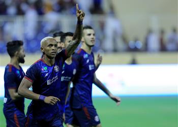 بالفيديو الشوط الأول العدالة يتقدم على التعاون بثنائية في الدوري السعودي