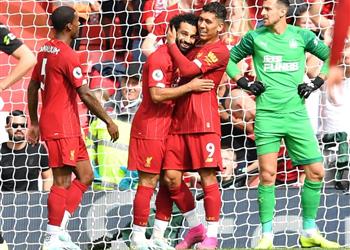 روبرتسون هدف محمد صلاح رائعا بفضل صناعة فيرمينو