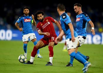 فيديو ماني ومحمد صلاح يهدران فرصة محققة لتسجيل هدف التقدم أمام نابولي في دوري أبطال أوروبا