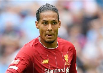 فيديتش فان ديك أحد أفضل المدافعين في العالم وهذه نصيحتي له