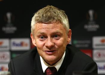 سولشاير ي شيد بجرينوود ويصر ح صعبنا الأمور على أنفسنا أمام أستانا