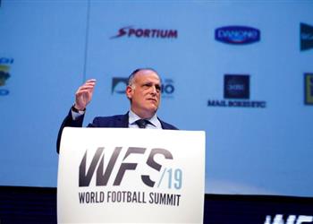تيباس برشلونة طالبنا بتغيير موعد مباراة فياريال لهذا السبب ومحظوظون لامتلاك ميسي الأفضل في العالم