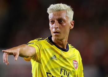 أرسنال يستعد للتخلص من أوزيل في ميركاتو الشتاء