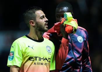 برناردو سيلفا يوجه اعتذار ا للاتحاد الإنجليزي بعد اتهامه بالعنصرية ضد ميندي