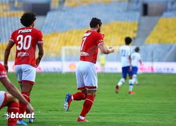 بينهم أزارو ورمضان صبحي تعرف على بدلاء الأهلي أمام كانو سبورت في دوري أبطال إفريقيا