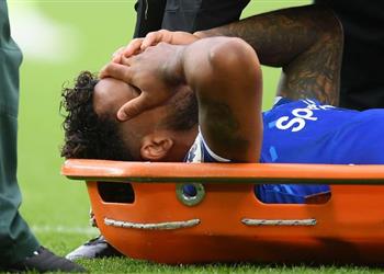 والكوت يغادر المستشفى بعد إصابته بارتجاج في الرأس أمام مانشستر سيتي