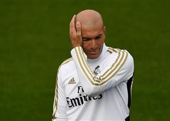 زيدان في ورطة بسبب مدافع ريال مدريد قبل مباراة كلوب بروج في دوري الأبطال