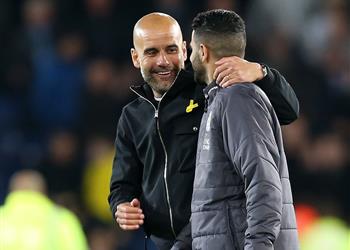 جوارديولا يتغنى برياض محرز