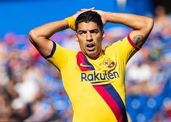 برشلونة يستقر على بديل لويس سواريز من ميلان