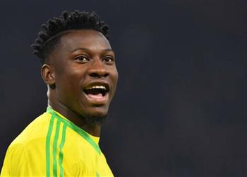 حارس أياكس يوضح موقفه من العودة إلى برشلونة