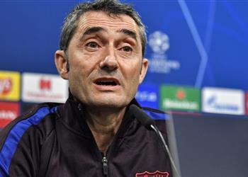 فالفيردي يوضح حالة ميسي وديمبلي ويعلن عن غيابات برشلونة أمام إنتر ميلان