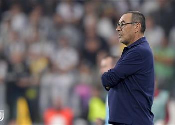 ساري البدء برونالدو وديبالا وهيجواين في الهجوم قرار تأخذه في حانة وليس كمدرب