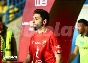 الأهلي ي علن موعد عودة كريم نيدفيد ومتولي يواصل التأهيل