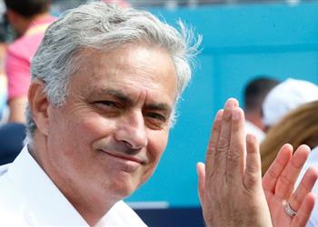 بعد اجتماعه مع تركي آل الشيخ سبورت تتوقع عمل مورينيو في نادي ألميريا