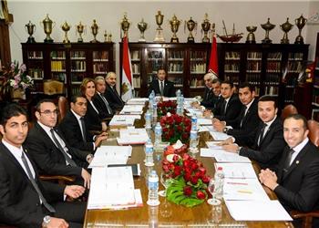 مصدر لـ بطولات مجلس إدارة الأهلي سيجتمع غد ا لبحث خطوات التصعيد ضد مرتضى منصور