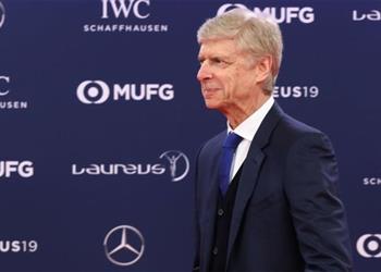 تقارير نادي إيطالي كبير يستهدف التعاقد مع فينجر