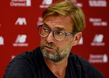 كلوب يدافع عن جوميز ويرحب برودجرز في أنفيلد ويحذر من فاردي