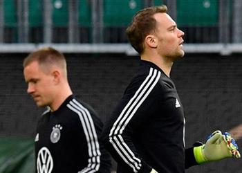 لوف يطفأ نار الفتنة بين مانويل نوير وتير شتيجن