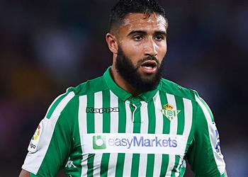 الوكيل السابق لنبيل فقير يفجر مفاجأة صهر اللاعب تسبب في فشل صفقة الانتقال إلى ليفربول