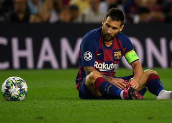 قبل مواجهة إشبيلية ميسي يواجه تحدي صعب مع برشلونة في الدوري الإسباني
