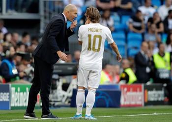 بالفيديو مودريتش يسجل هدف ريال مدريد الثالث أمام غرناطة
