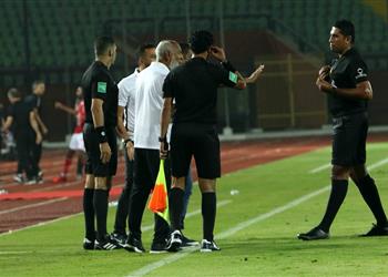 مختار يطالب جمال الغندور بتوجيه هذا السؤال لحكم مباراة الإنتاج والمقاولون