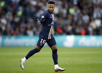 بعد تألقه في المباريات الأخيرة جماهير باريس سان جيرمان تصالح نيمار