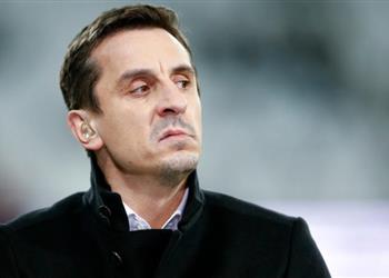 جاري نيفيل يفتح النار على إدارة مانشستر يونايتد عقب السقوط أمام نيوكاسل