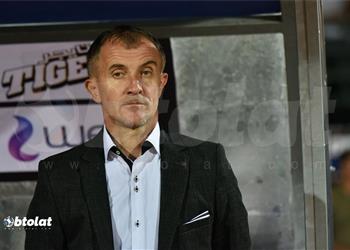 ميتشو يغيب عن مؤتمر مباراة الزمالك وإف سي مصر عقوبة في انتظاره