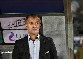 الزمالك يدرس إجراء تعديل على الجهاز المعاون لـ ميتشو بعد التعادل مع إف سي مصر