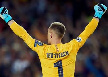 تير شتيجن لا أعلم ما حدث مع ديمبلي وأراخو وواجهنا صعوبة أمام إشبيلية في بداية الشوط الأول