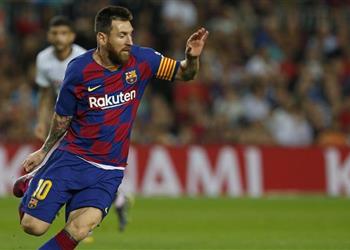 بعد هدفه الرائع في إشبيلية آس ميسي يقترب من رقم بيليه التاريخي مع سانتوس
