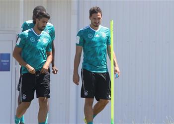 يواكيم لوف يقطع الطريق أمام عودة سامي خضيرة وماتس هوملز لتمثيل ألمانيا