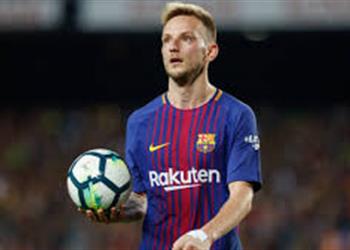 تقارير برشلونة يستقر على بيع راكيتيتش في يناير