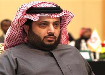 فيديو تركي آل الشيخ يوجه رسالة إلى محمود الخطيب بعد علمه بمرضه