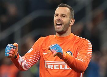 إنتر ميلان يتخذ قرار ا بشأن هاندانوفيتش